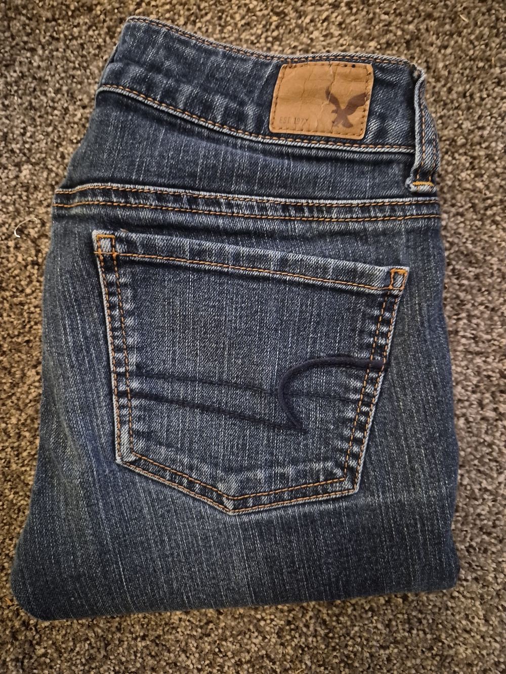 Women’s American Eagle Cut Off Jeans >>>2 4 1 SALE!<<<